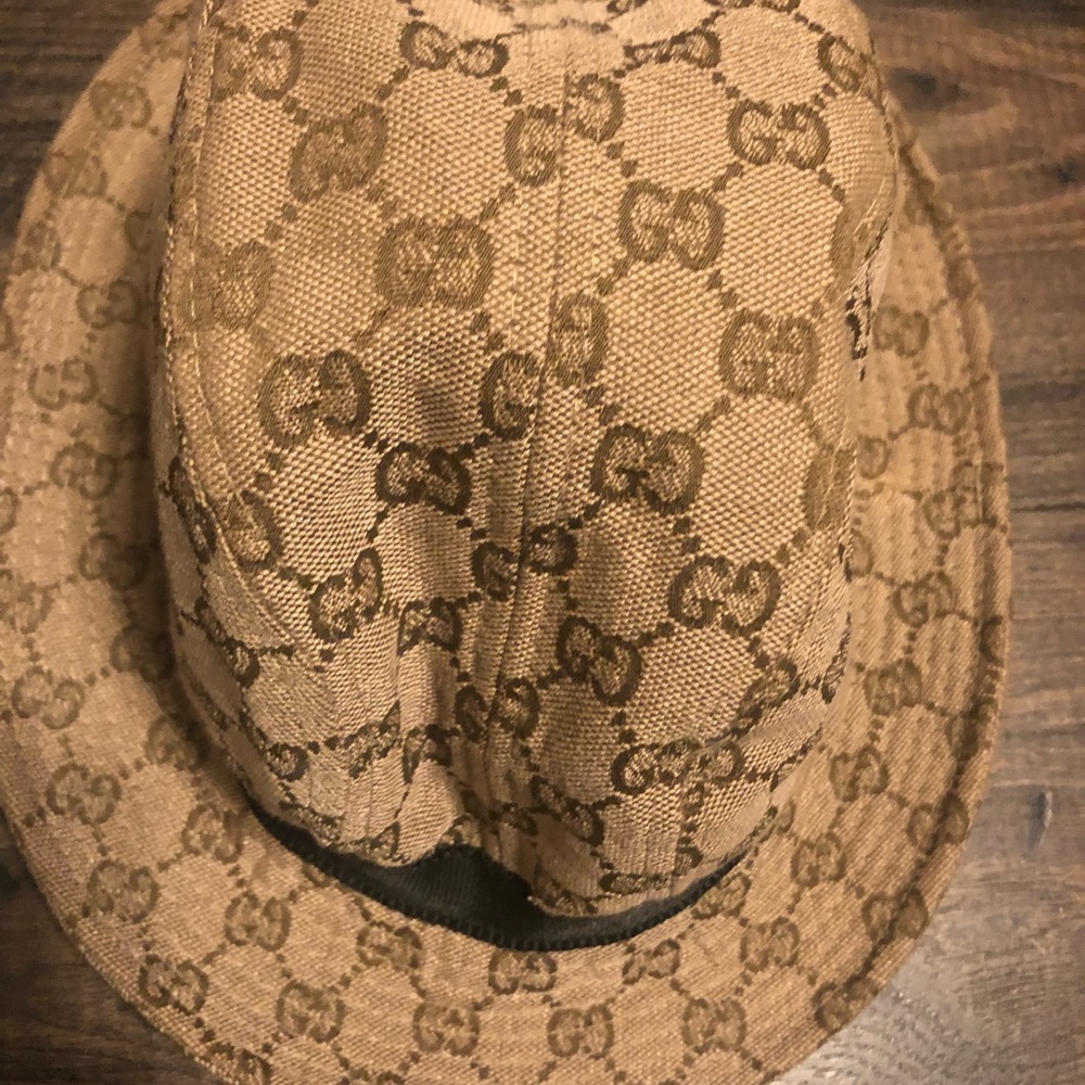 vintage gucci hat.